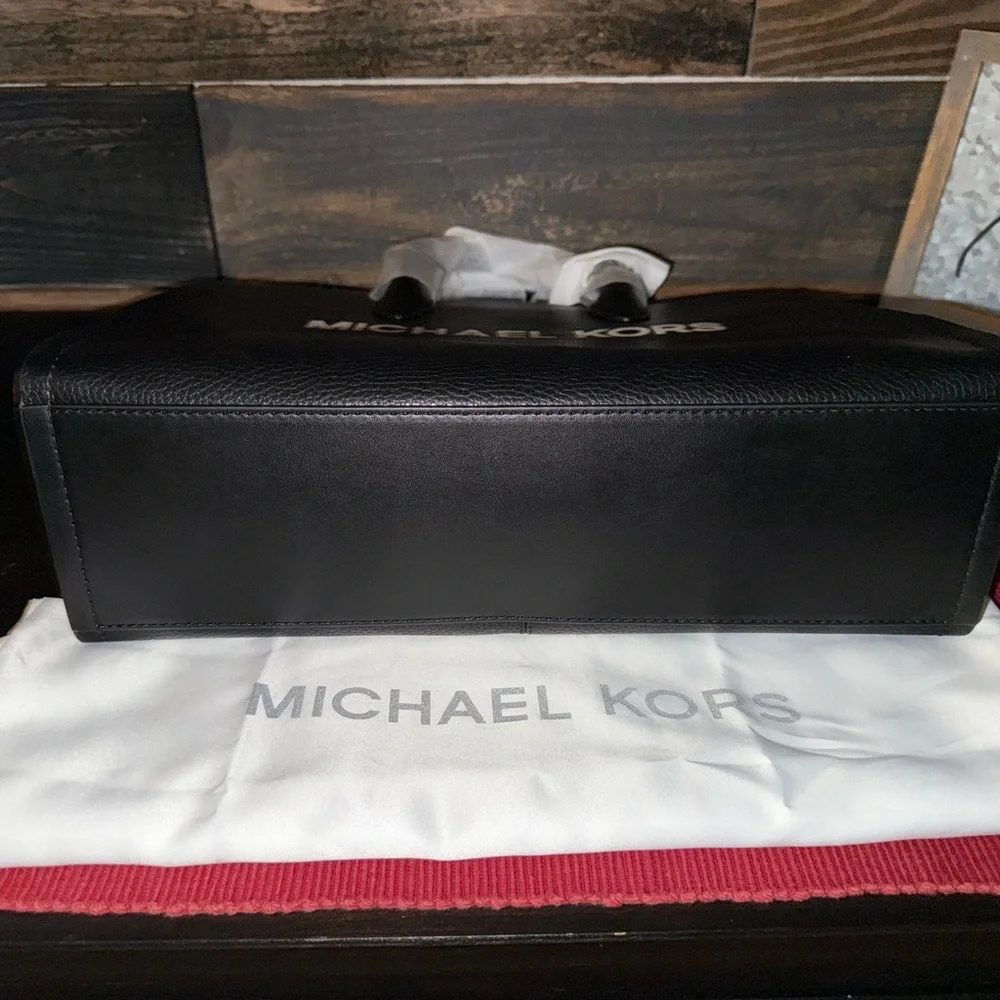 Michael Kors Black Structured Tote with Metallic Logo - Picture 2 of 5